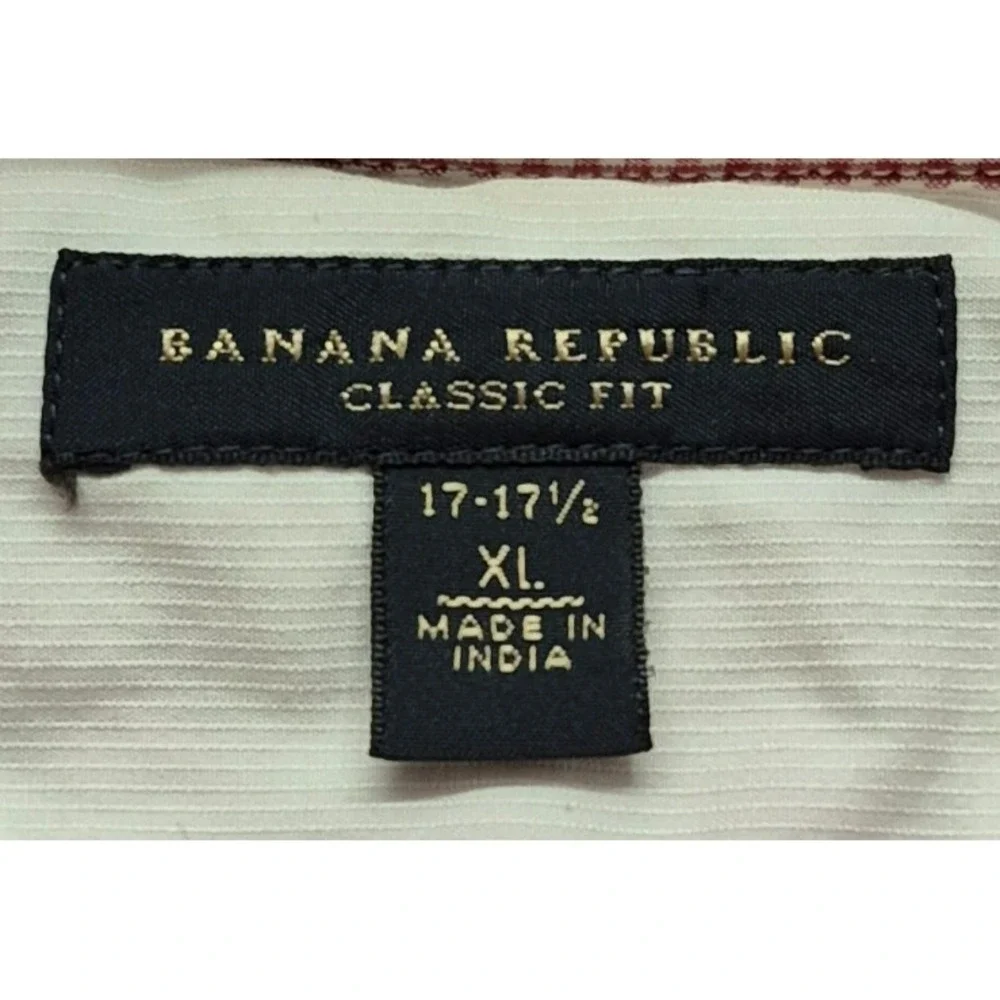 Banana Republic pease see